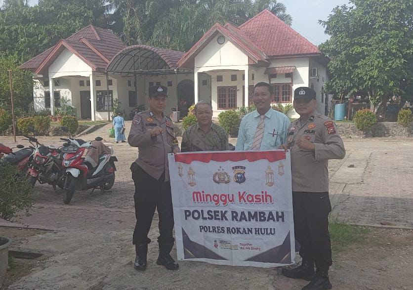Personil Polsek Rambah  Patroli Di Tempat Ibadah Gereja  Dalam Program Minggu Kasih