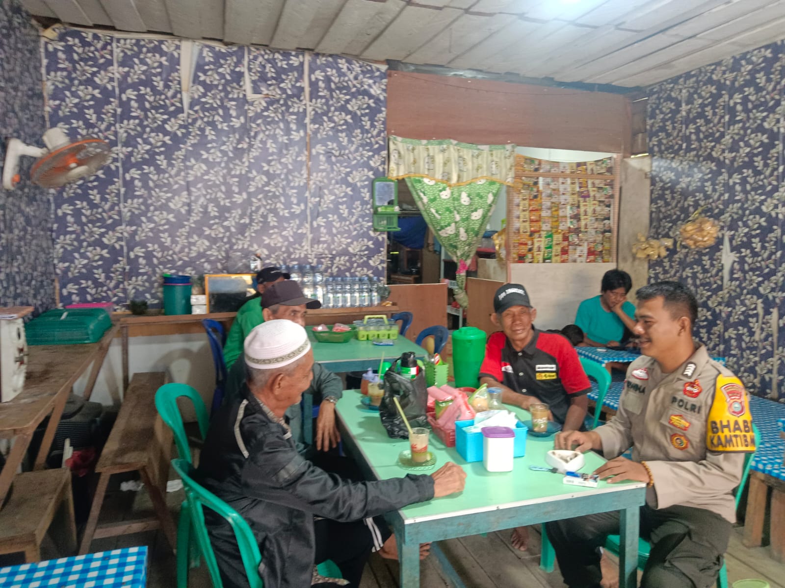 Polsek Keritang duduk bersama warga sampaikan himbauan Kamtibmas Jelang Pemilu Damai 2024