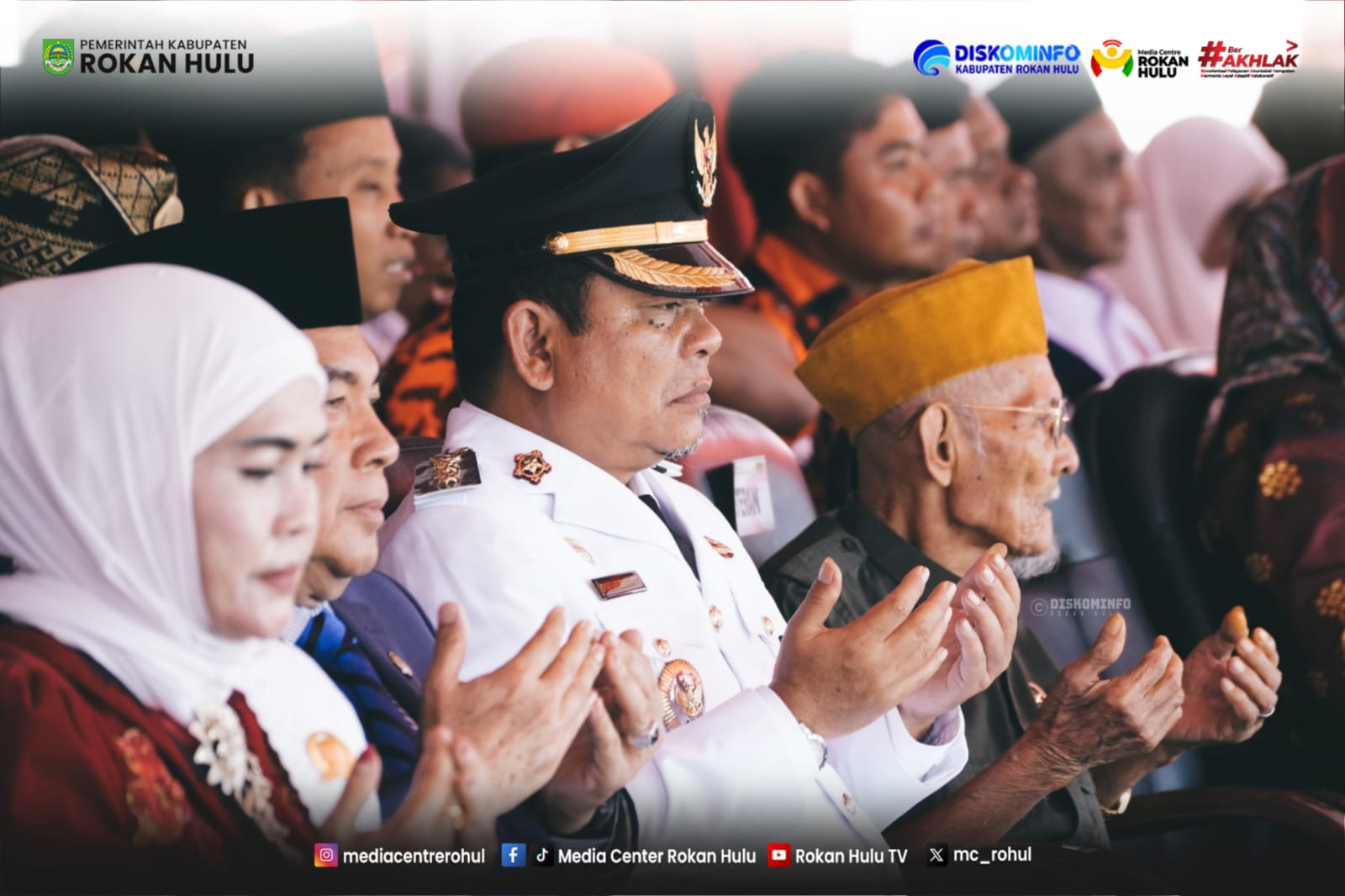 Upacara Peringatan HUT Ke 81 RI Berlangsung Khidmat dan Meriah di Rohul denhan Tema Indonesia Berdau