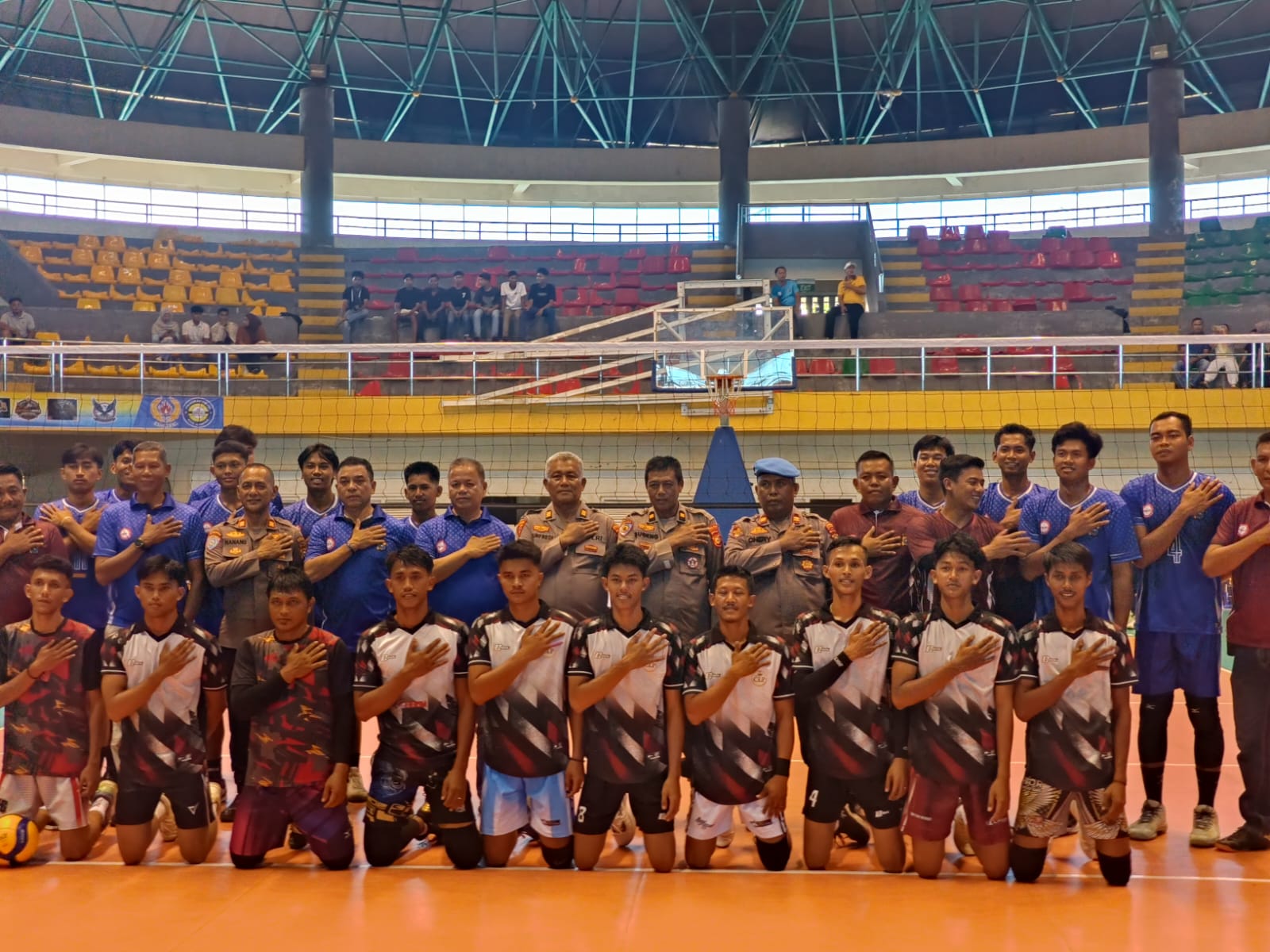 Pembukaan Turnamen Volly Ball Putra Kapolres Kampar Cup 2026 Resmi Digelar, 16 Tim Siap Bersaing