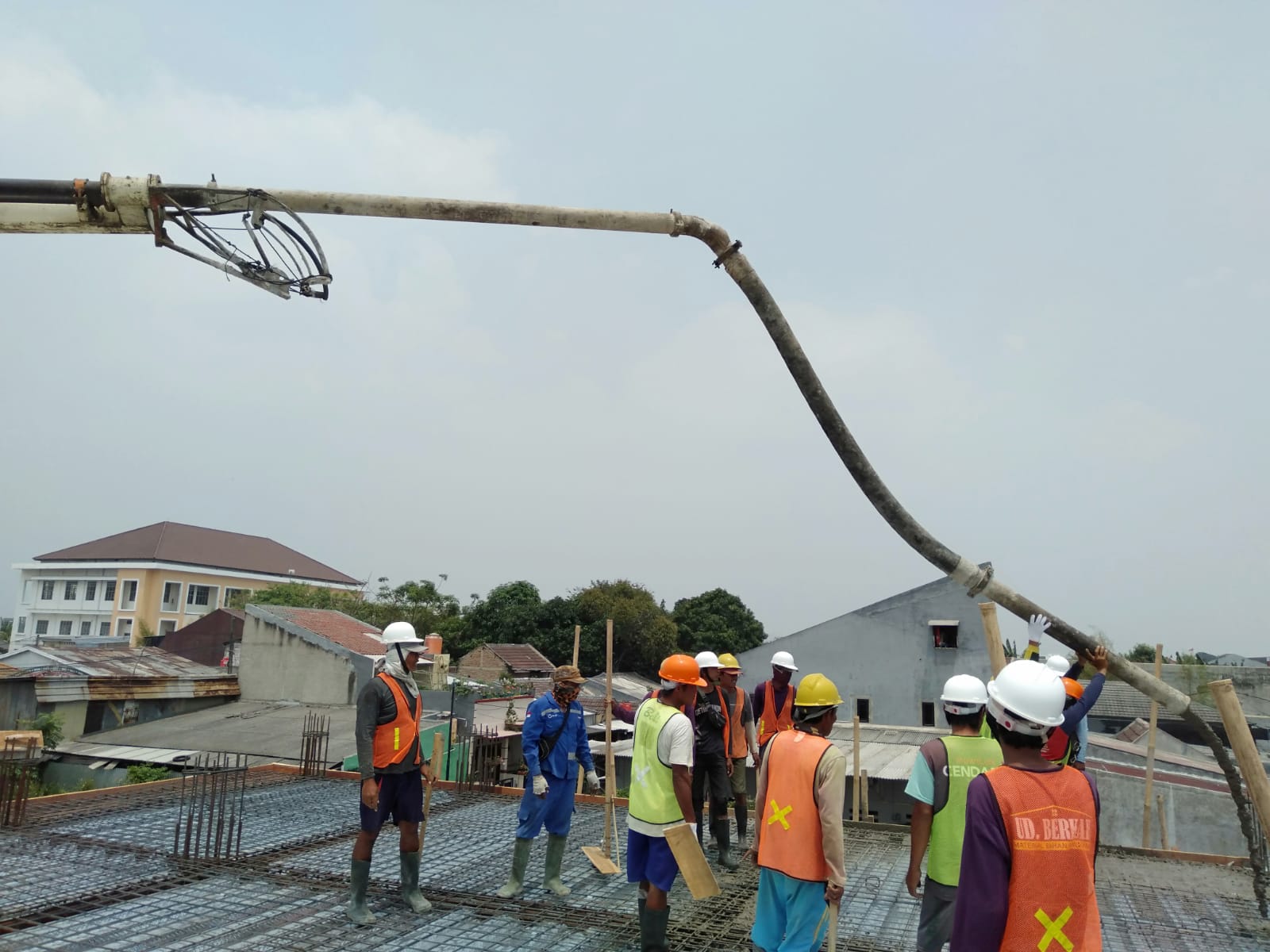 Lanjutan Pembangunan SDN Kutabumi IV disambut Baik Warga Kelurahan Kutabumi