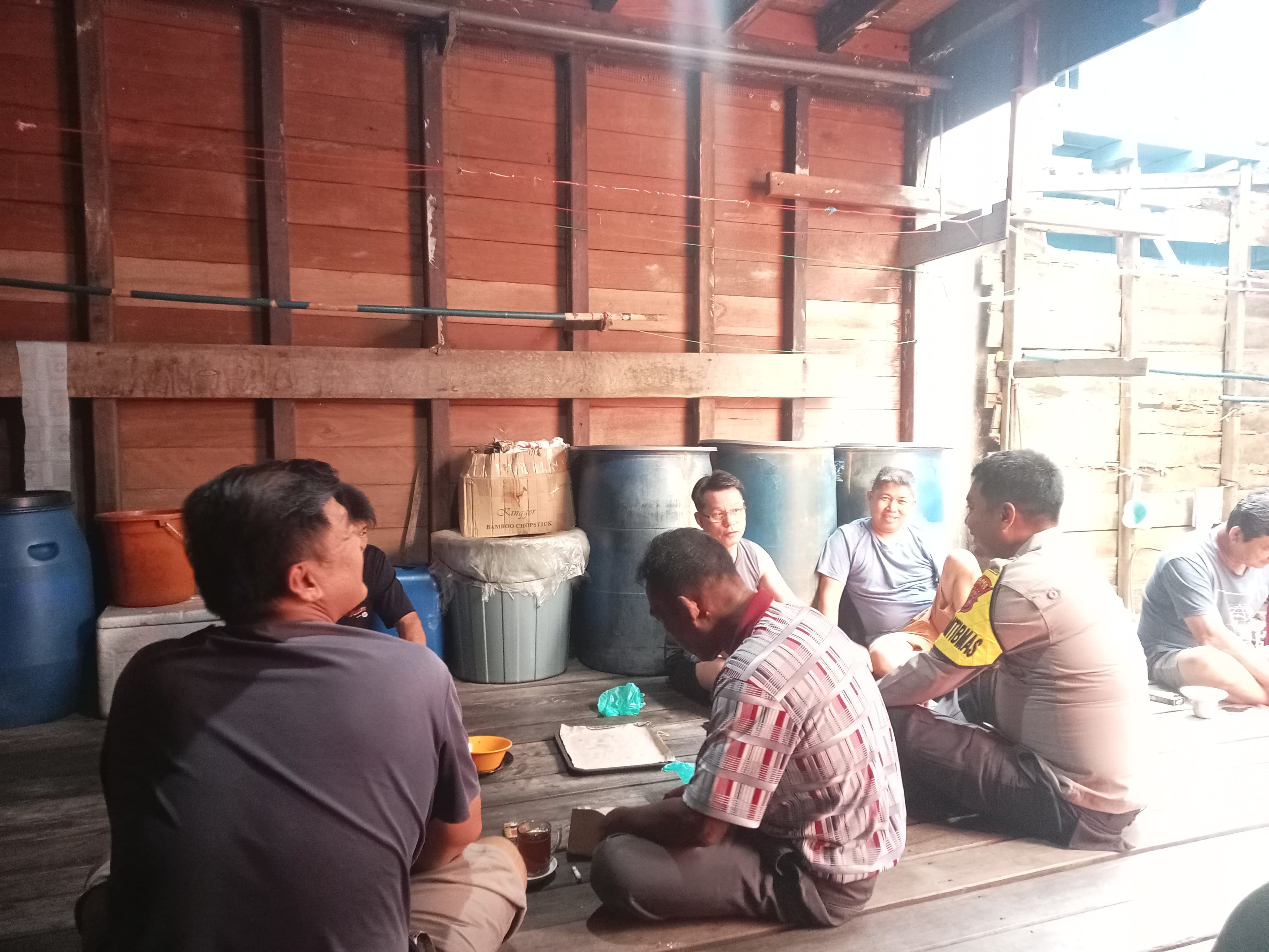 Polsek Concong Sosialisasi Himbauan Pemilu Damai dalam rangka Cooling System Sukseskan Pilkada 2024