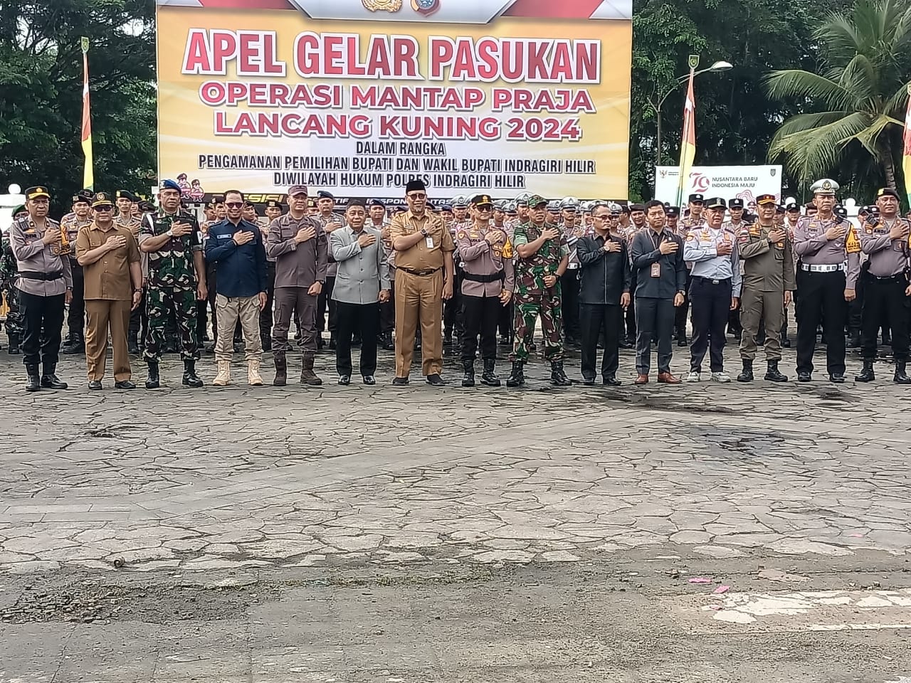 Kaban Kesbangpol Inhil hadiri Apel Gelar Pasukan Operasi Mantap praja lancang Kuning 2024
