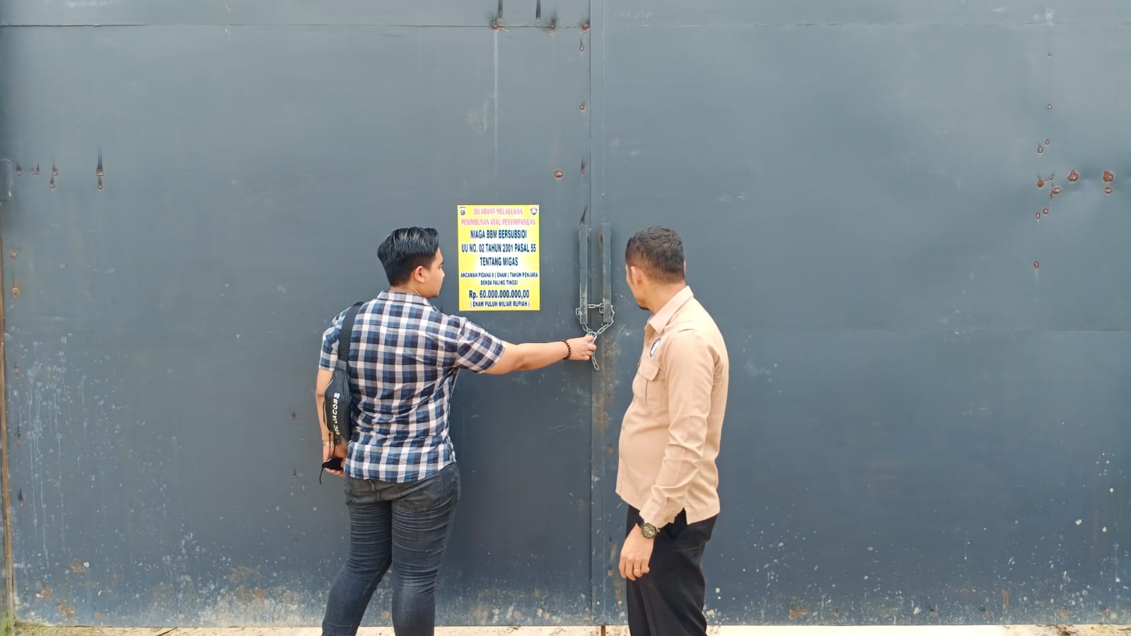 Pintu Dikunci Jalan Masuk Ditutup, Tidak Ditemukan Aktivtas Dilokasi Penampungan BBM
