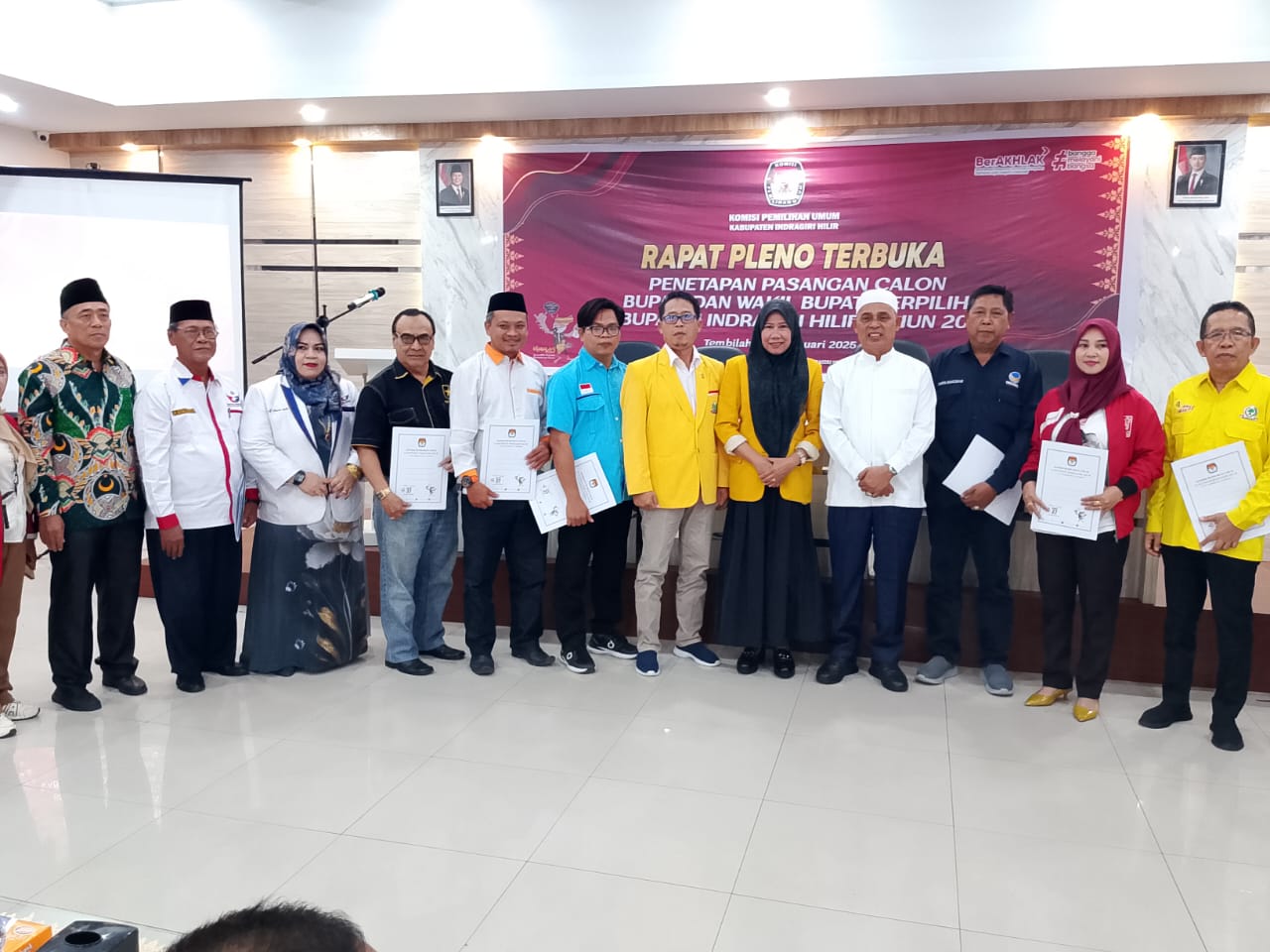 H.Herman-Yuliantini Resmi Ditetapkan Sebagai Bupati dan Wakil Bupati Indragiri Hilir 2025-2030