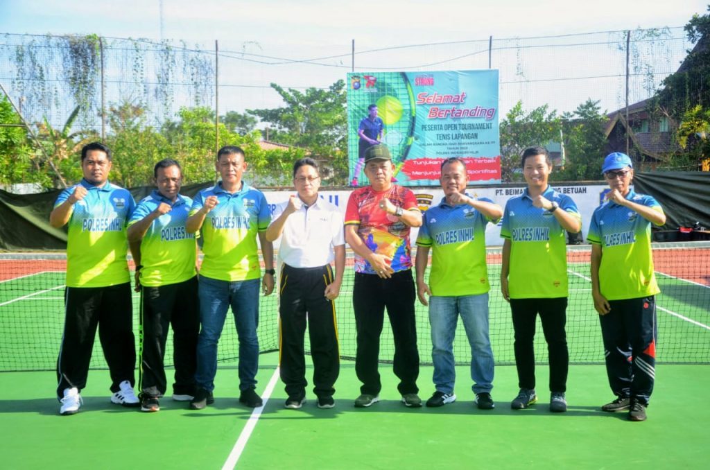 Pembukaan Turnamen Tenis Lapangan Piala Kapolres Inhil Cup Tahun 2023,Dihadiri Bupati Inhil.