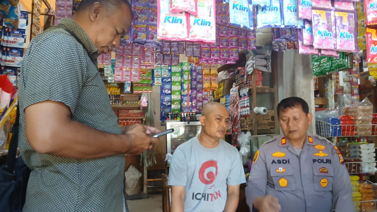 "Minggu Pagi yang Humanis!" Kapolsek Kampar Patroli Sosial, Sapa Warga dan Beri Semangat UMKM Lokal!