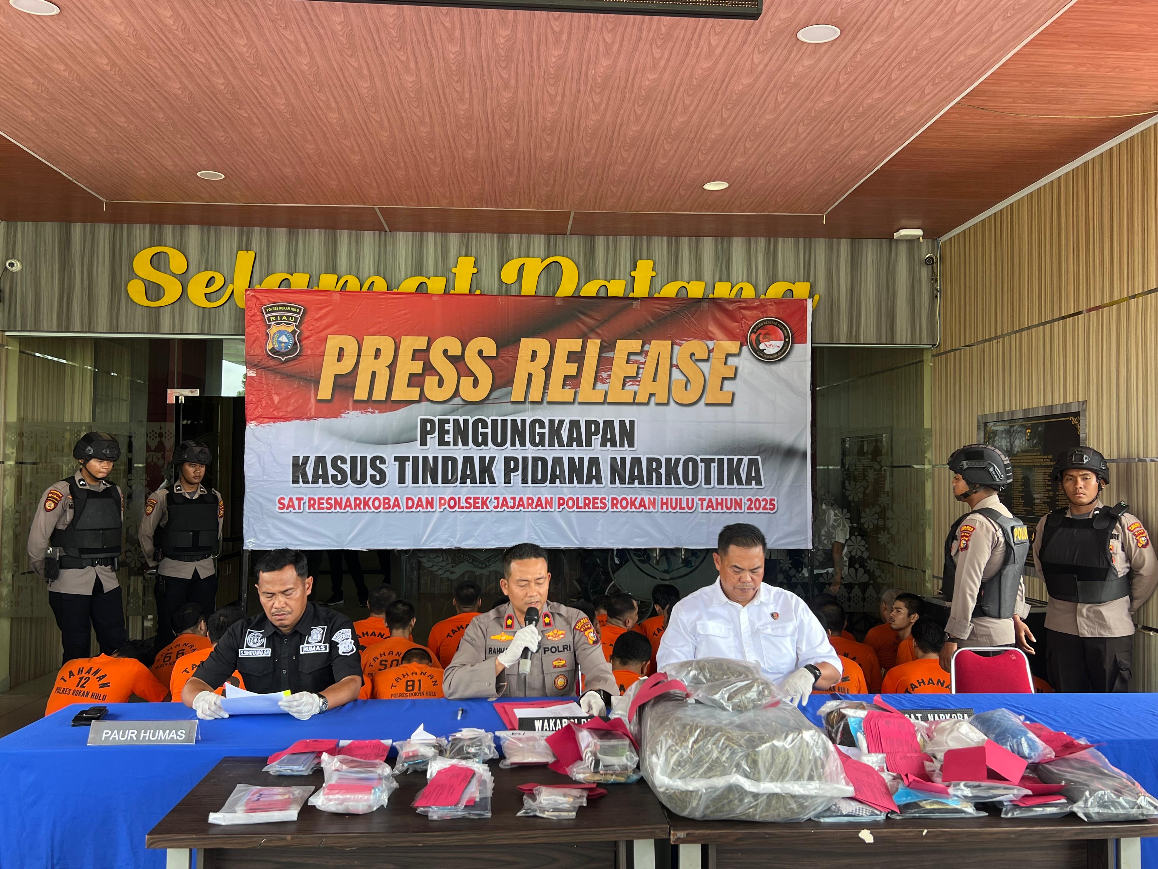 Gelar Konferensi Pers, Polres Rohul Ungkap 56 Kasus Tindak Pidana Narkotika