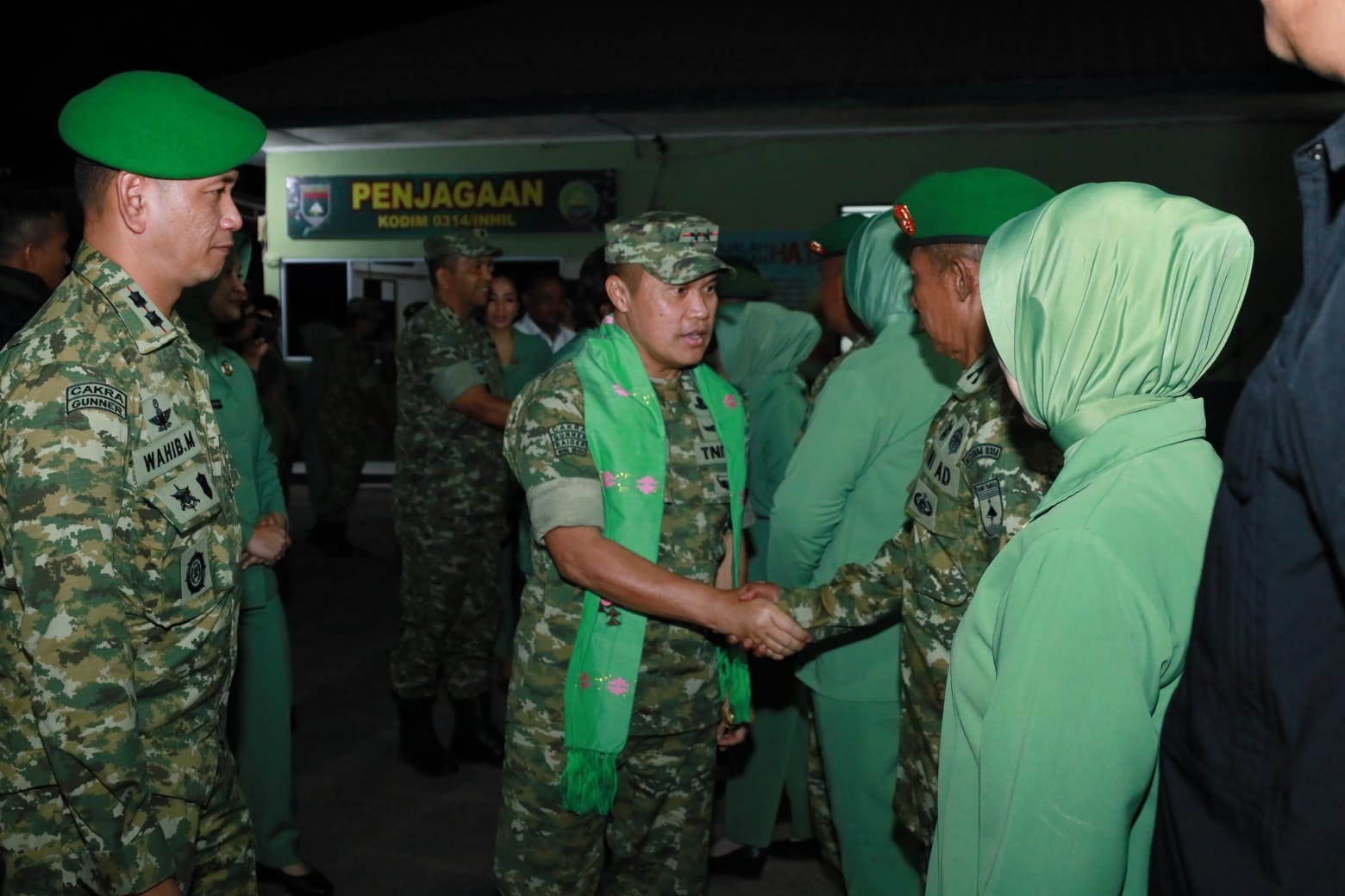 Kunker ke Kodim 0314/Inhil, Pangdam XIX/Tuanku Tambusai Disambut Gembira oleh Prajurit