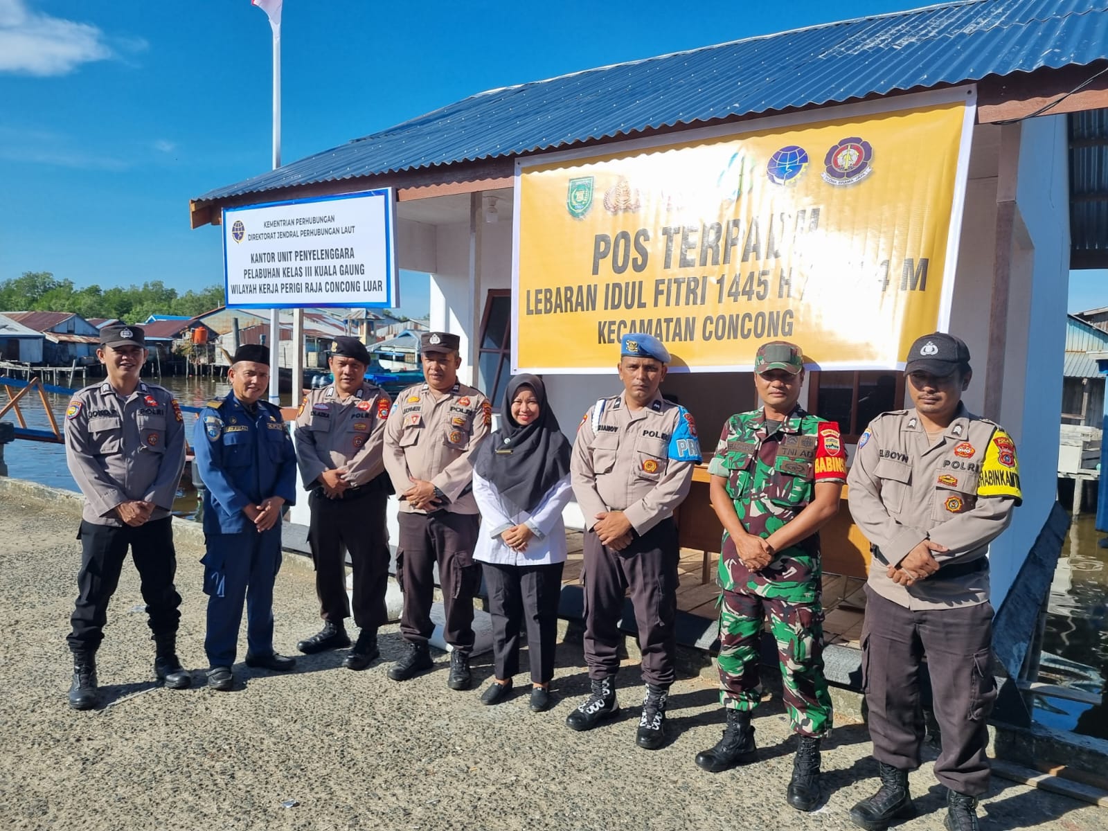 Demi Kenyamanan Penumpang Mudik Lebaran 1445H/2024,Kapolsek Concong Periksa Kesehatan Awak Kapal