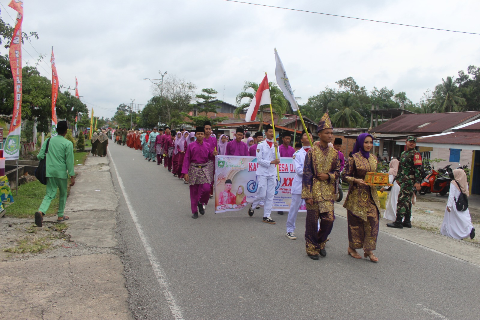 Desa Ulu Pulau Ikuti Pawai Taaruf MTQ ke-XXIX Tingkat Kecamatan Bantan Dengan 272 Orang Peserta