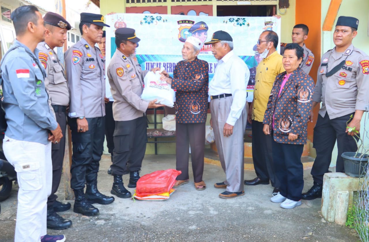 Anak, Cucu dan Pejuang 5 Januari Terima Penghargaan dari Polres Inhu