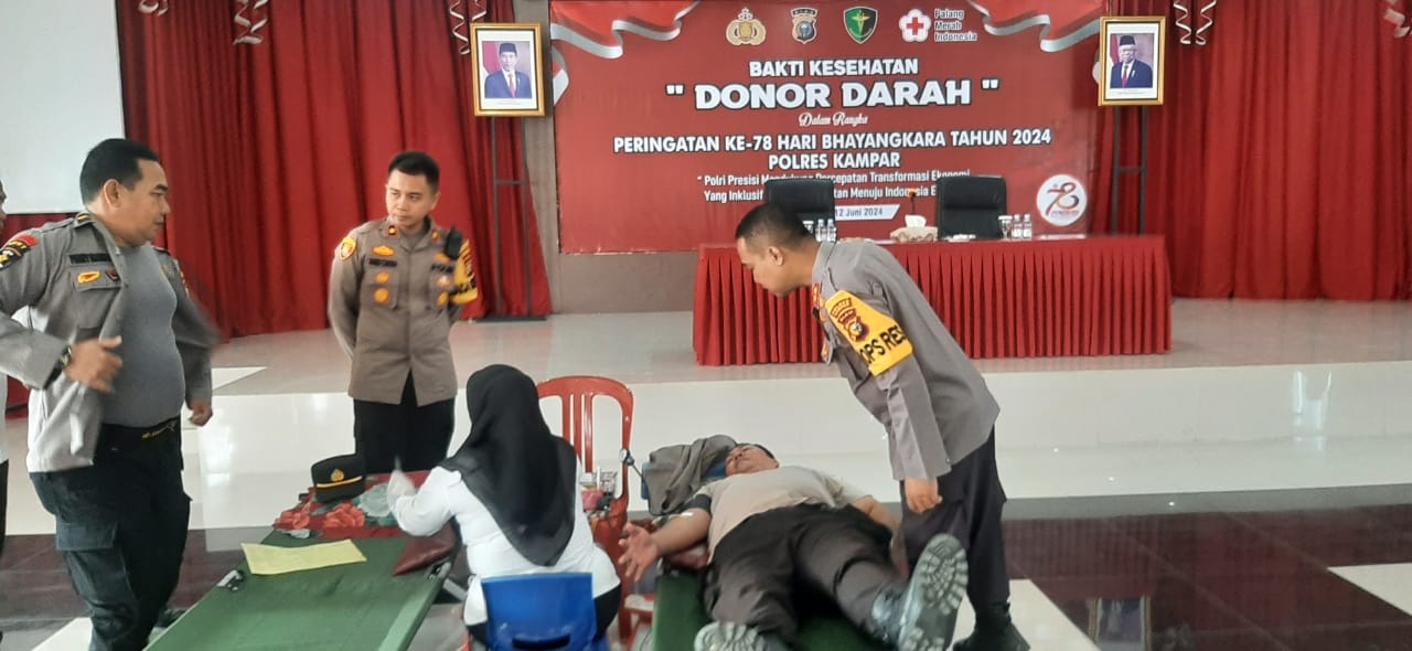Ratusan Personel Polres Kampar Ikuti Donor Darah Jelang Hari Bhayangkara ke-78