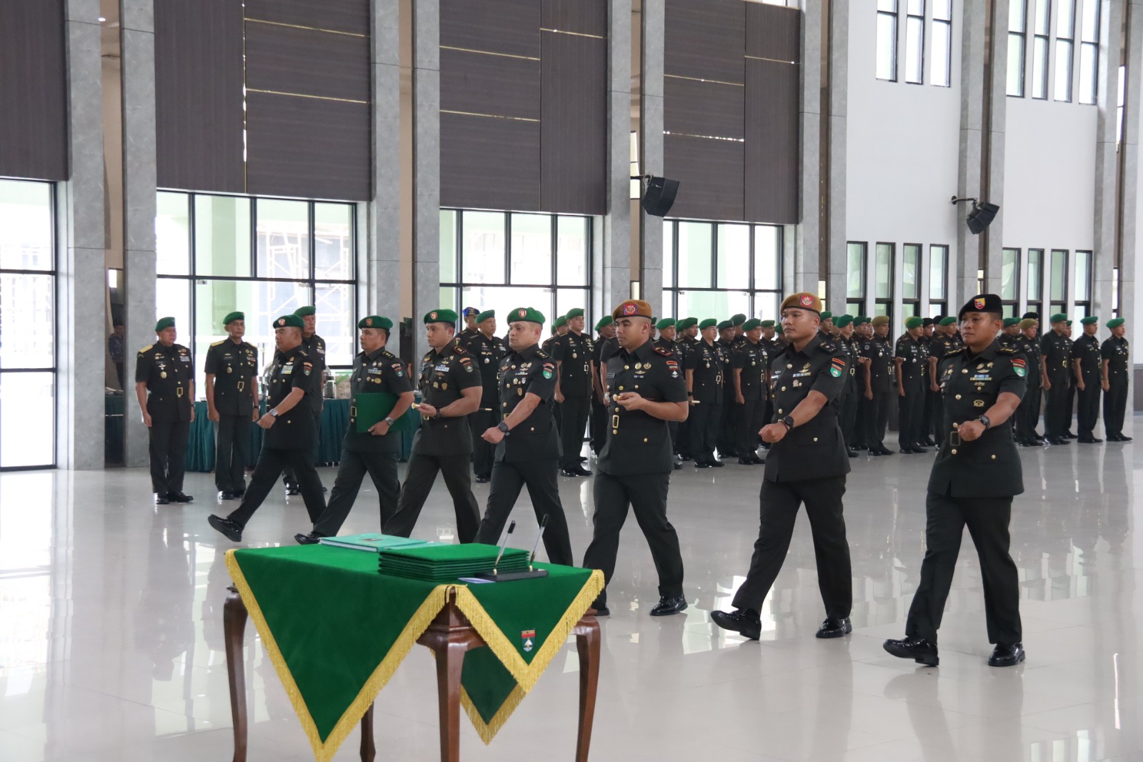Kodam XIX/Tuanku Tambusai Gelar Sertijab Tiga Pejabat Strategis dan Pelantikan Danyonkav 14/RBT