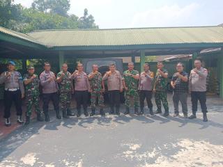 Perkuat Soliditas TNI-Polri, Polsek Bangkinang Kota dan Polsek Bangkinang Barat Jalin Silaturahmi