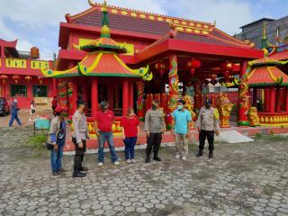 Berikan Rasa Aman Saat Ibadah Imlek Polresta Lakukan Patroli Kamtibmas di Sejumlah Vihara Kota Pekan