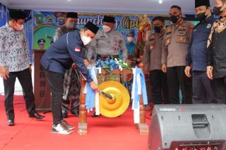 Kapolresta Pekanbaru Hadiri Launching Aplikasi Biru Dongker 4968 Di SMA Negri 8 Kota Pekanbaru