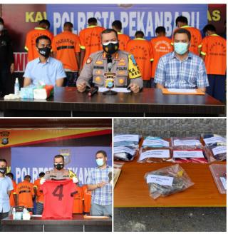 Konferensi Press Polresta Pekanbaru Pengungkapan 8 Pelaku Penyerangan Mobil Dinas K-9 Dan Petugas Be