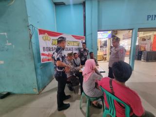 Jumat Curhat Sat Binmas Polres Kampar: Menyapa, Mendengar, dan Menjaga Harmoni Bersama Masyarakat