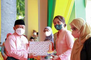 Bhayangkari Cab. Kampar Terima Penghargaan Bidang Pariwisata Di-Hari Jadi Kab. Kampar Ke-72