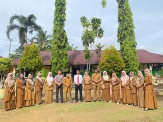 Polsek XIII Koto Kampar Sosialisasi Bahaya Narkoba dan Bullying di SD 02 Batu Bersurat