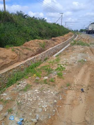 Proyek Drainase Dijalan Lintas Balam Km 39 Disoalkan Warga