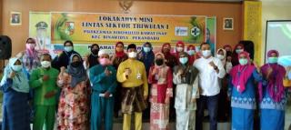 Camat Binawidya Edi Suherman, S.Sos., M.Si Membuka Secara Resmi Lokakarya Lintas Sektor Triwulan I