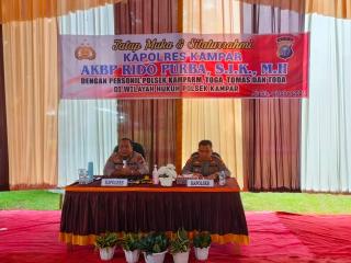 Kapolres Kampar Tatap Muka dengan Upika dan Tokoh Masyarakat Saat Kunker ke Polsek Kampar