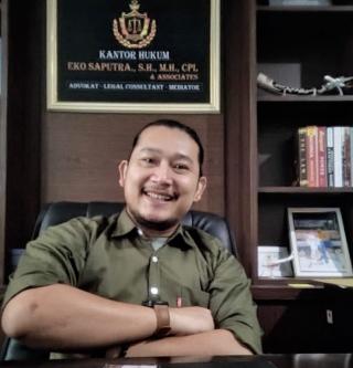 Kota Dumai Bukan Hutan Tiang dan Kabel! YLBH MAPAN Rampungkan Gugatan Class Action, Warga Serahkan B