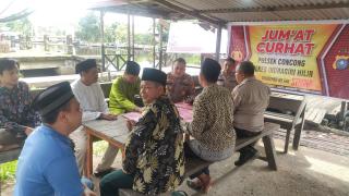 Jumat Barokah,Kapolsek Concong Tampung Keluhan Masyarakat Kampung Baru