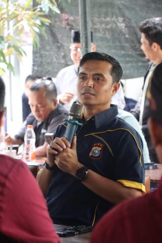 Kapolres  Rohul Gelar Coffee Morning Bersama Puluhan Wartawan: Tegaskan Komitmen Berantas Narkoba