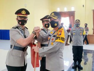 Kapolres Kampar Pimpin Upacara Sertijab Kapolsek Tambang