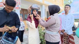 TIM COOLING SYSTEM DITLANTAS POLDA RIAU SAMBAGI SMKN 8 RUMBAI