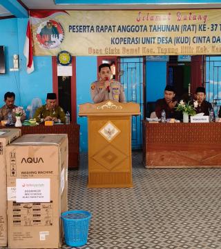 Kapolsek Tapung Hilir Hadiri RAT KUD CINTA DAMAI Tahun Buku 2024 dan Sampaikan Pesan Kamtibmas