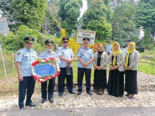 KALAPAS PASIR PENGARAIAN DAN JAJARAN KUNJUNGI SITUS SEJARAH BENTENG 7 LAPIS TUANKU TAMBUSAI