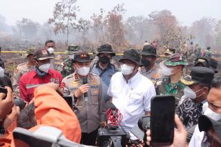 Menteri LHK & Kapolda Riau Tinjau Langsung Karhutla di Kampar, Pastikan Penanganan Optimal