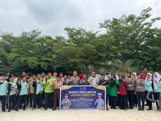 Polres Kampar Sosialisasikan Etika Tertib Berlalu Lintas di SMKN 1 Kampar