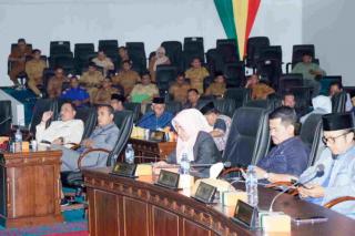 Wakil Ketua DPRD Kampar Pimpin Rapat Paripurna