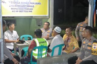 Polres Kampar Perkuat Siskamling, Kapolres Turun Langsung ke Pos Kamling, Kapolres: Keamanan Lingkun