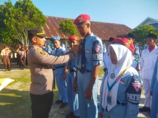 Kapolsek Tambang Lantik Pengurus PKS SMPN 7,  Sosialisasikan Bahaya Narkoba untuk Generasi Muda