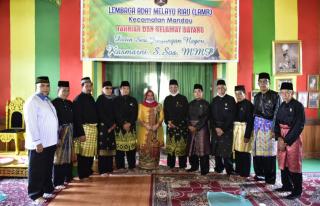 Minta Nasehat LAMR,Balon Bupati Bengkalis Kasmarni Diberi Tunjuk Ajar Melayu