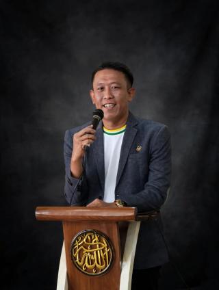 KETIKA SAWIT MEMBAKAR LANGITNYA SENDIRI