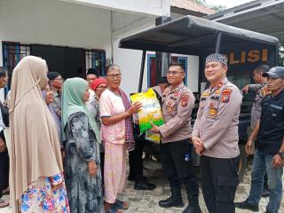 Polsek Tapung Hulu dan Insan Pers Gelar Aksi Peduli Jiwa Bangsa