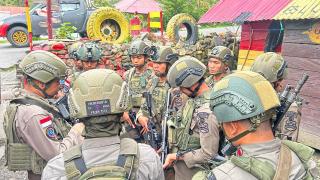 Patroli Humanis di Puncak Jaya: Satgas Damai Cartenz Bangun Kepercayaan Warga dari Kampung ke Kampun