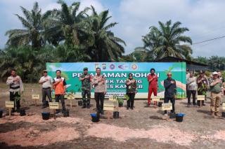 Polres Kampar Rayakan May Day dengan Syukuran dan Penanaman Pohon,  Tekankan Sinergi dan Restorative