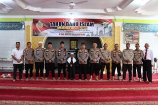 Polres Kampar Gelar Kegiatan Tausiah dan Doa Bersama dalam Rangka Tahun Baru Islam 1 Muharram 1445 H