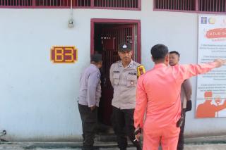 Rutan Kelas IIB Rengat pengecekan blok Hunian Bersama Polsek Rengat Barat