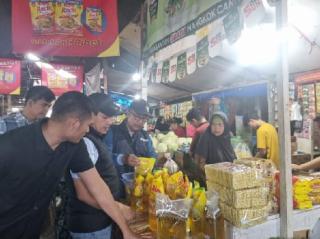 Polres dumai lakukan monitoring harga dan ketersediaan bahan pokok penting.