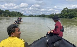 Turun Langsung ke Sungai, Kasat Samapta Pastikan Keamanan Balimau Kasai Jelang Ramadhan!