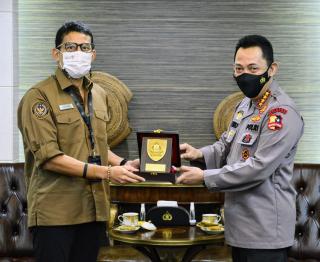 Kapolri Bersama Menteri Pariwisata,Bahas Penguatan 5 Destinasi Super Prioritas